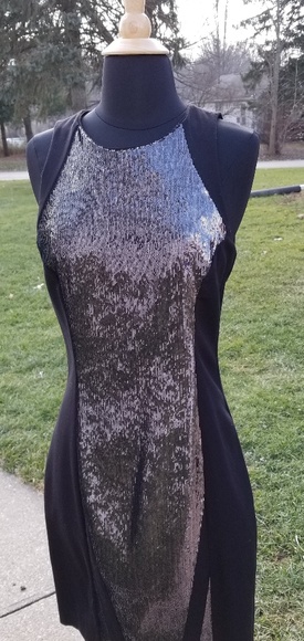 H&M Dresses & Skirts - H&M dress black sparkle size 8 glitter